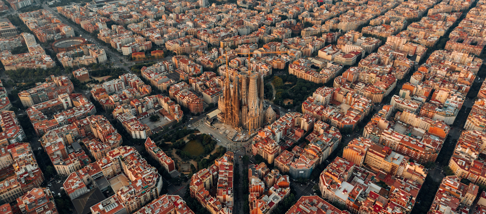 Barcelona Cityscape with La Sagrada Família by Logan Armstrong on Unsplash