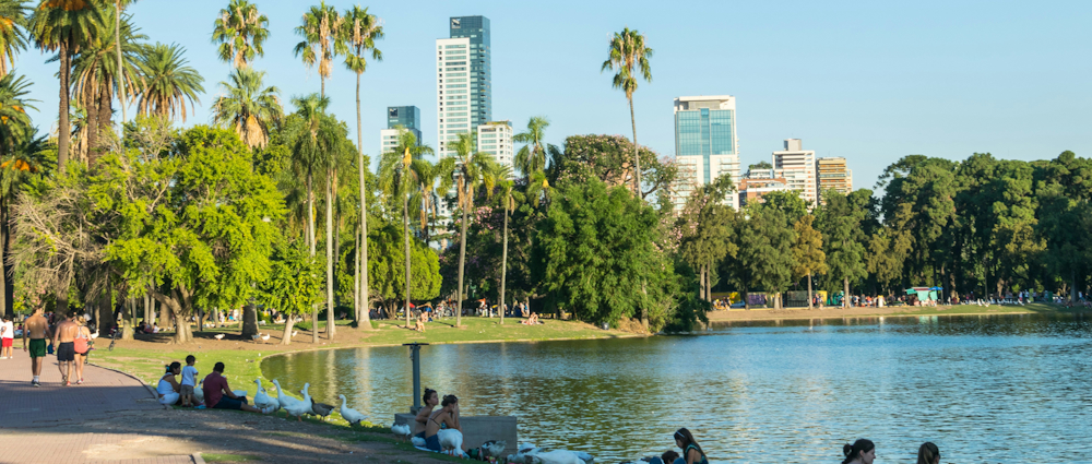 Sunny Day in Buenos Aires by Benjamin R. on Unsplash
