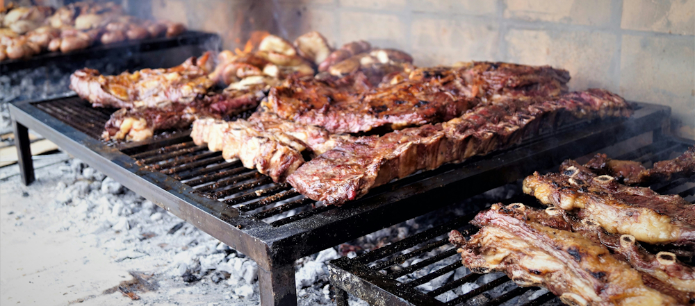 Asado Argentino by Deby Rodriguez on Unsplash
