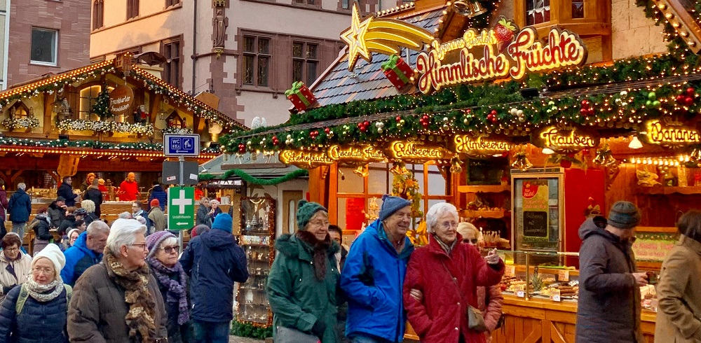 Frankfurt Christmas Market by Günter Hoffmann