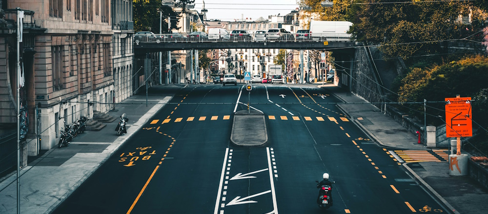 Road in Geneva by Serhat Beyazkaya on Unsplash