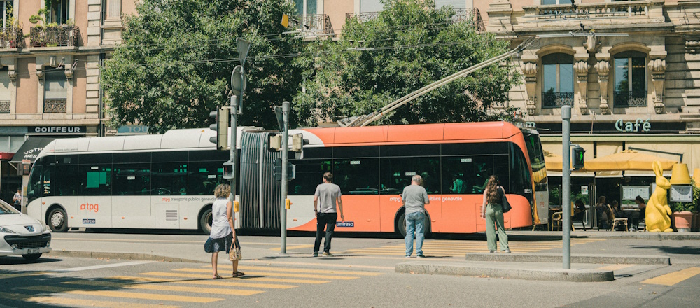 TPG Bus in Geneva by Gavin Li