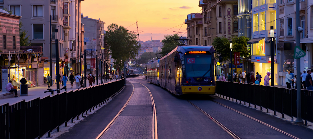 Modern Tram in Istanbul by Ilker Ozmen on Unsplash