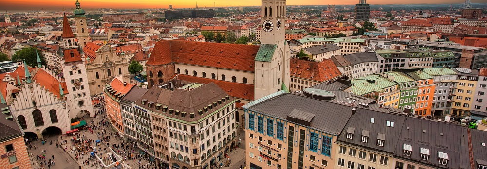 Munich city by Ian Kelsall