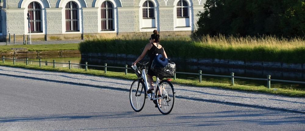 Cycling in Munich by Waldemar J