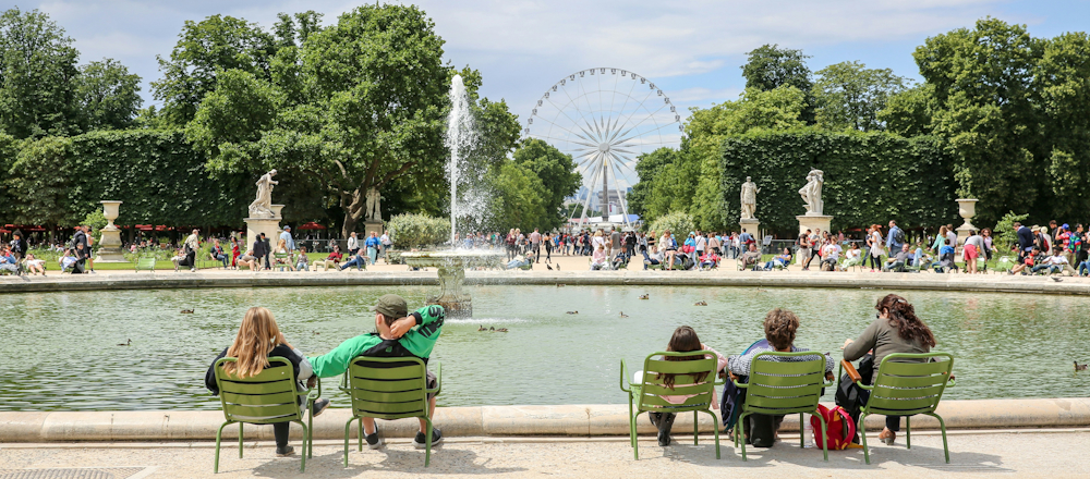 Fountain in Tuileries Garden by Yiwen on Unsplash
