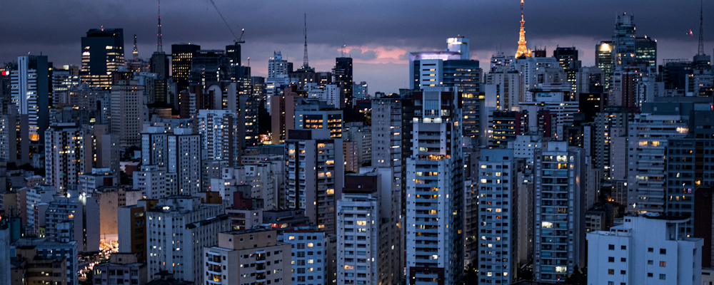 Nightscape in São Paulo by Loïc Fürhoff on Unsplash