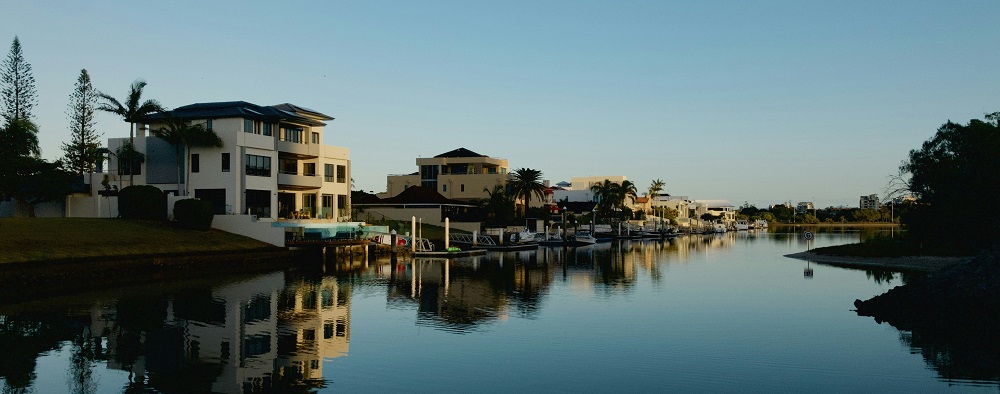 Homes on Australia's Gold Coast by Patrick Ryan