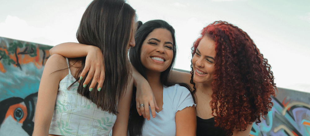 Brazilian Friends Hanging Out by Matheus GO on Unsplash