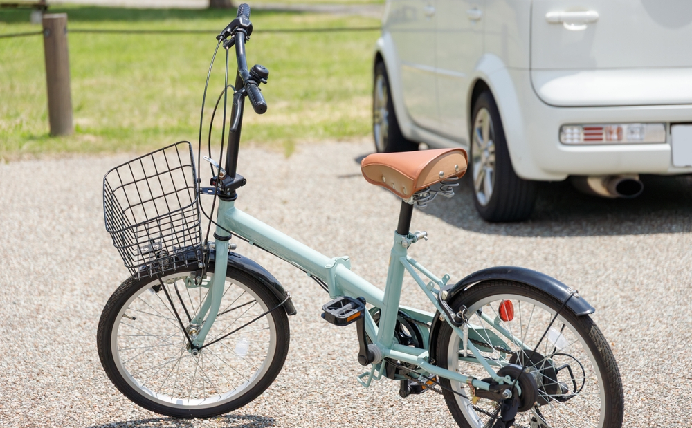Bicycle with a front basket