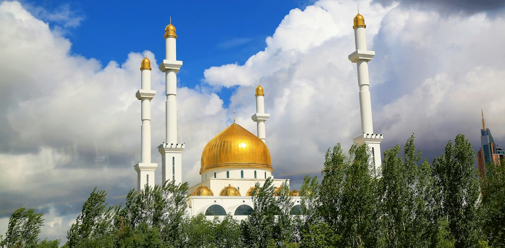 Mosque in Astana Kazakhstan by Konevi