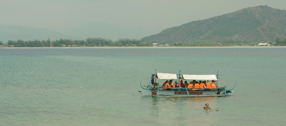 Bankga in Zambales, Philippines by Jana Ladia